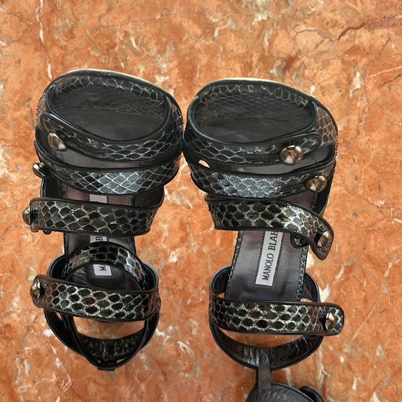 Manolo Blahnik python leather, 4 3/4 high heel shoe - Picture 4 of 7